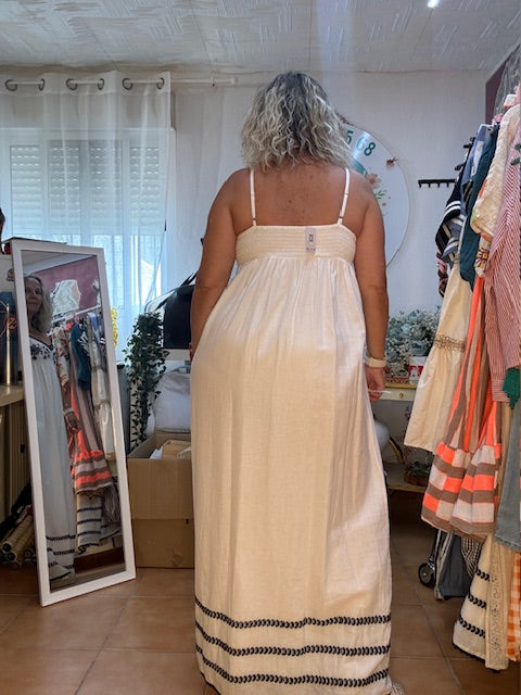 VESTIDO DE LINO